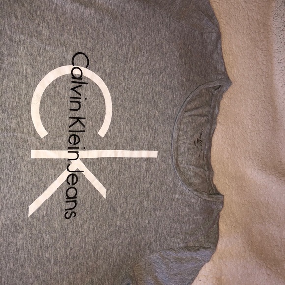 Calvin Klein tshirt - Picture 5 of 5